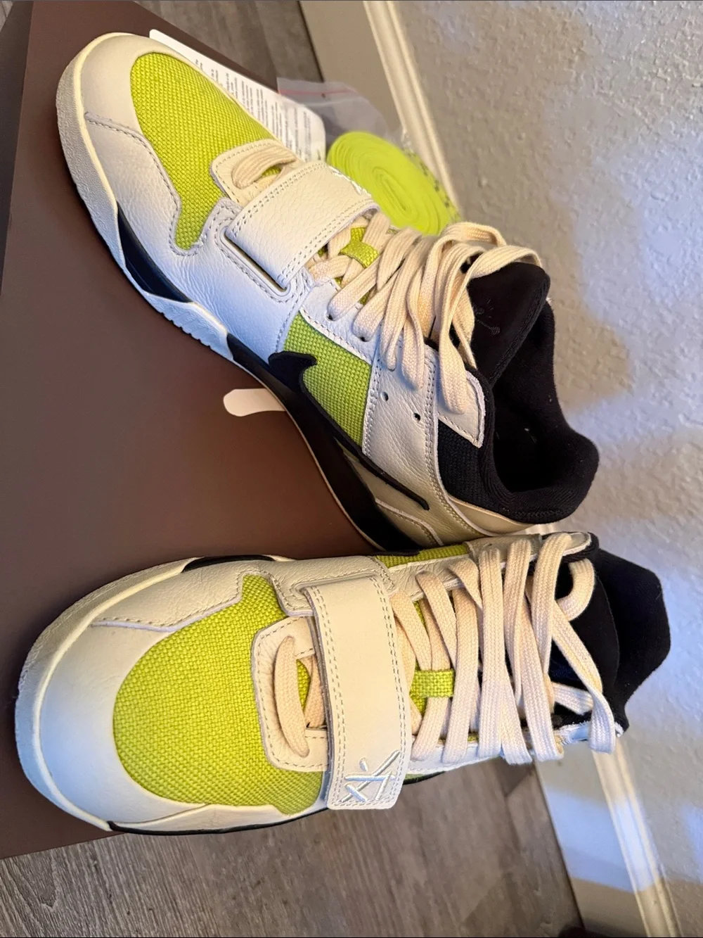 Jordan Jumpman Jack TR Travis Scott Bright Cactus